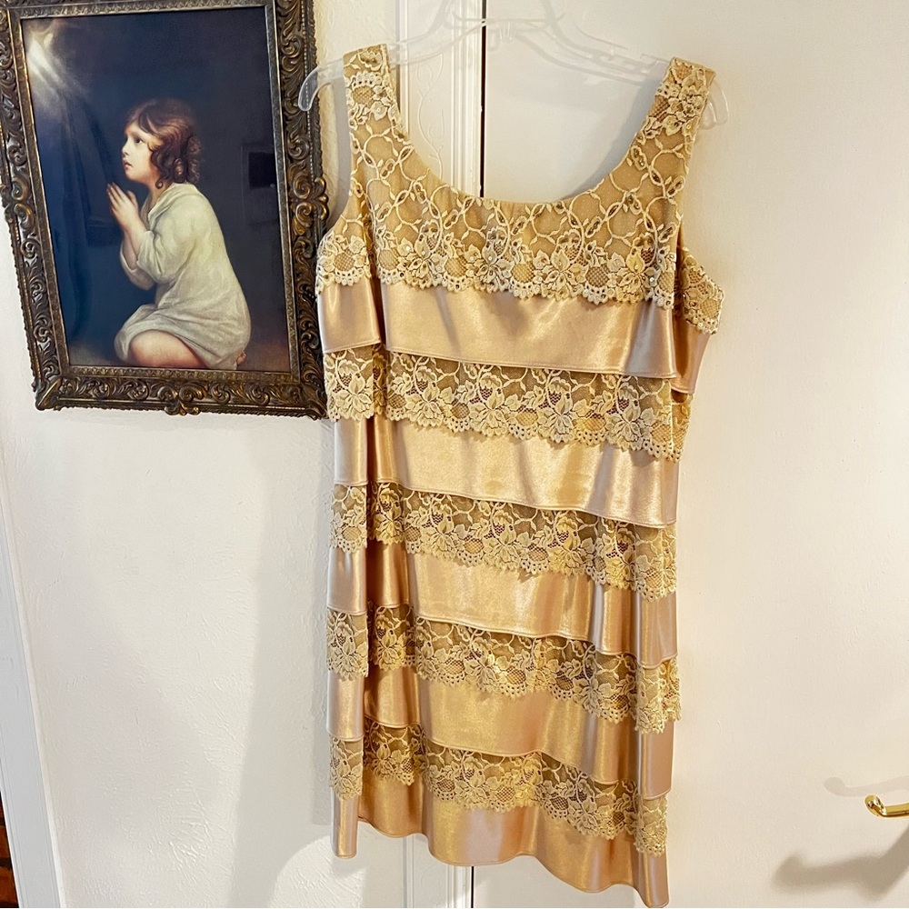 Jessica Howard Gold Lace Mini Dress